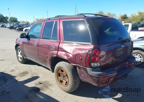 2007 Chevrolet Trailblazer Ls из США, поврежденный, VIN 1GNDT13S972286089